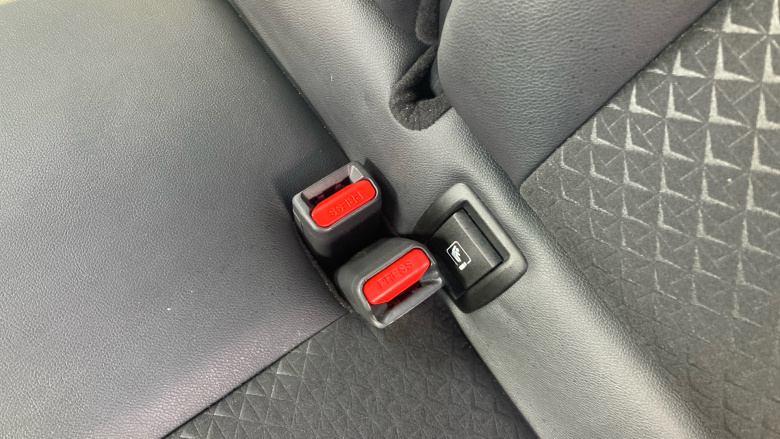 Nissan Juke 1.0 DiG-T 114 N-Connecta 5dr DCT Petrol Hatchback